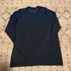 Lululemon Men’s long sleeve